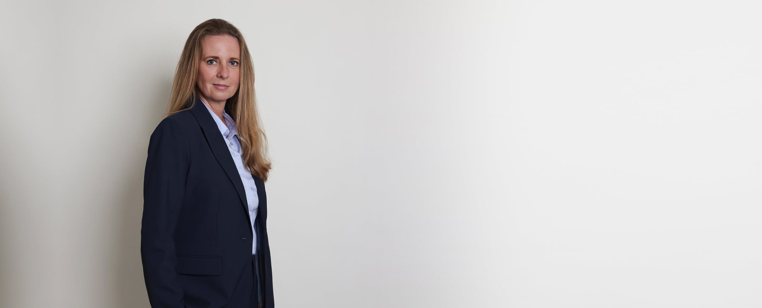 Katrine Mogensen, advokat, banner